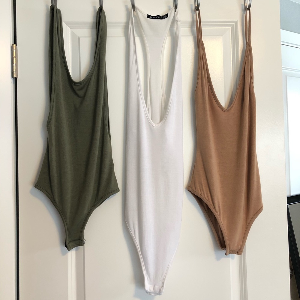 2 Boohoo Bodysuits (white is sold)